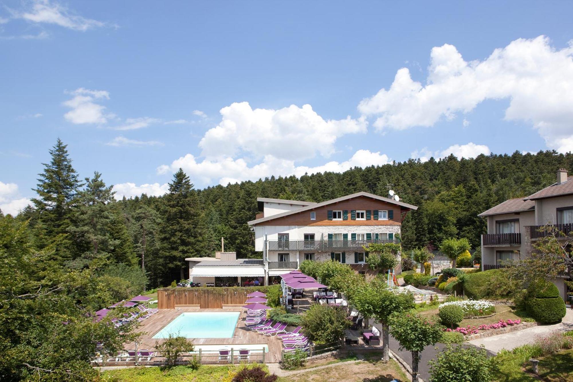 Logis Hôtel Clair Matin Le Chambon-sur-Lignon Exterior foto